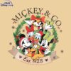 Vintage Mickey Friends 1928 Christmas Wreath PNG Design